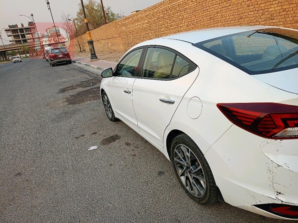 هيونداي النترا